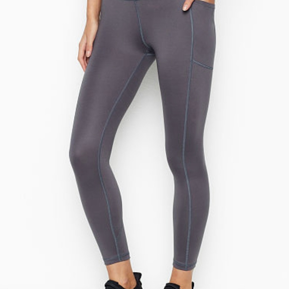 Victoria’s Secret essential leggings